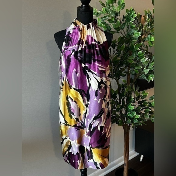 Dresses & Skirts - Taylor 100% Silk High-Neck Purple Floral Shift
Dress | Size 4